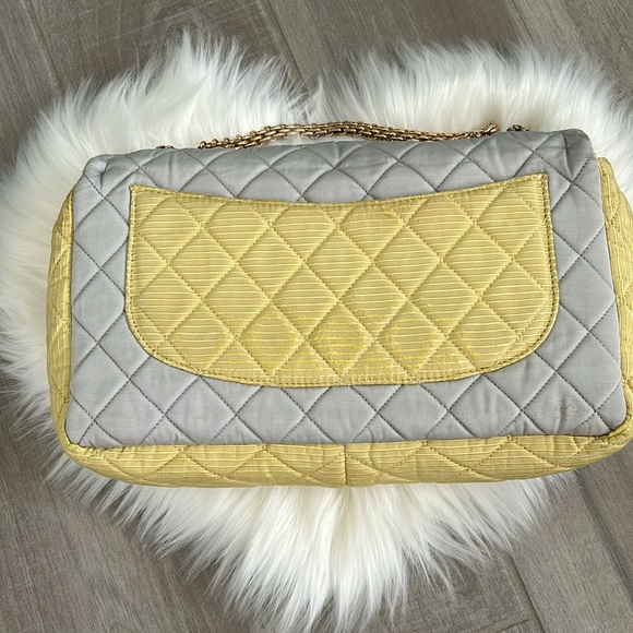 Chanel Tricolor Reissue 2.55 Quilted Canvas 226 Jumbo Flap Bag - Picture 2 of 12